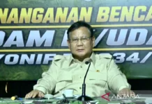 Tiba di NTT, Prabowo Langsung Pimpin Rapat Penanganan Dampak Bencana