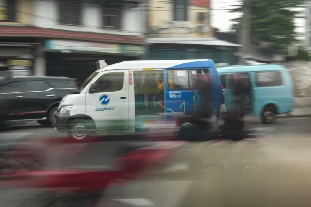 Transjakarta pecat sopir mikrotrans yang tabrak lansia di Tomang