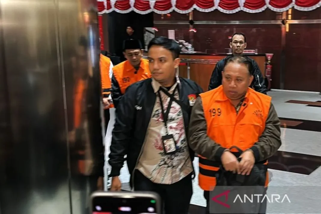 KPK dalami dugaan calon maba titipan saat periksa tiga Warek Unsoed