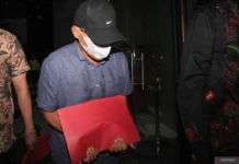 KPK Dalami Perjalanan eks Bupati Cirebon dan Herry Jung ke Korea