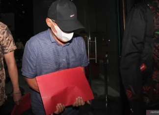 KPK Dalami Perjalanan eks Bupati Cirebon dan Herry Jung ke Korea