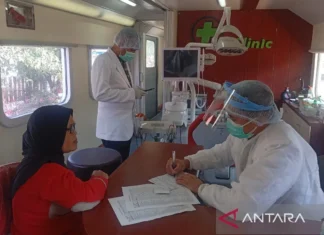 Rail Clinic KAI Layani Pengobatan Gratis bagi Warga Bumiayu
