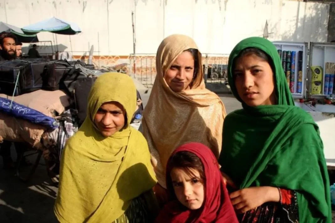 Afghanistan tahan sedikitnya 50 perempuan soal busana