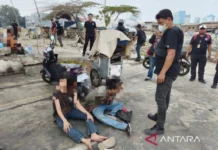 Aparat Tangkap 24 Orang Edarkan Narkoba di Kampung Ambon-Boncos Jakbar