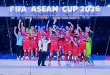 Prabowo Serahkan Trofi FIFA ASEAN Cup ke Pemain Indonesia
